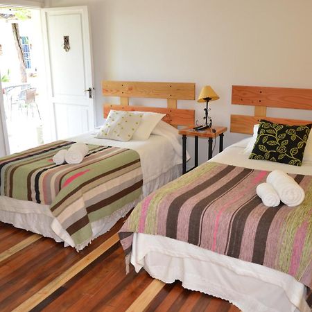 Hostal Petit Verdot Santa Cruz Habitación foto